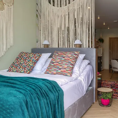 Aparthotel Sky Roof 4*