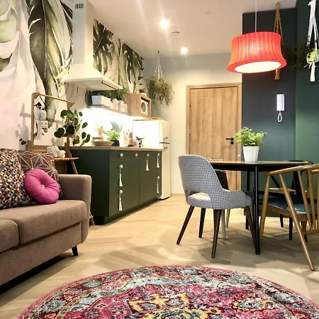 Apartmanhotel Sky Roof 4*