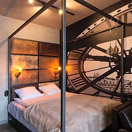 Sky Roof Aparthotel