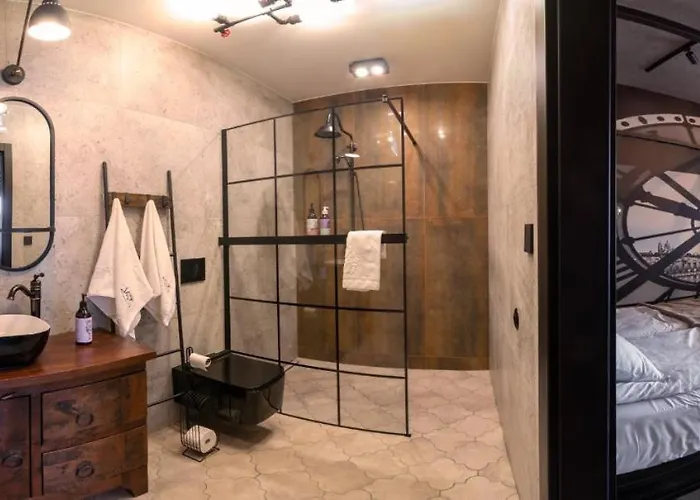 Aparthotel Sky Roof 4*